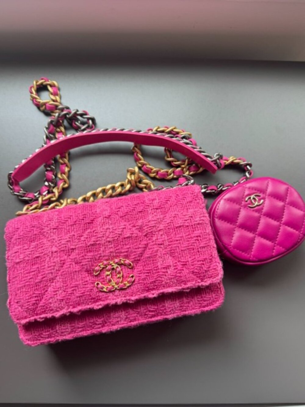 Chanel Pink Tweed 19 Wallet on Chain FW 2019 with lambskin coin purse NIB
